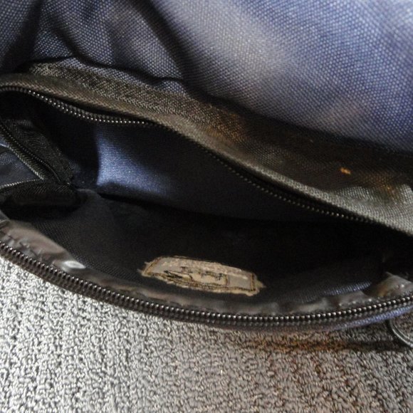 Narrow River Trading Co, Lower back multi pocket & Strap Fanny hiking pa… - Picture 5 of 6